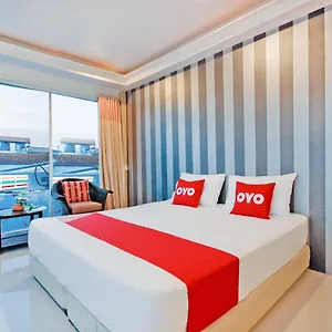 מלון Oyo 1117 Phuket Airport Suites