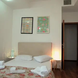 *** מלון דירות Mosilor רומניה