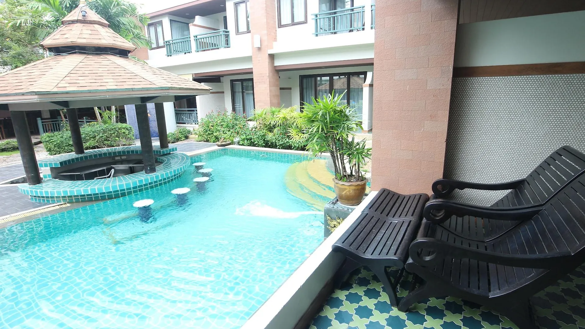 P.P. Palmtree Resort Phi Phi Don 3*,