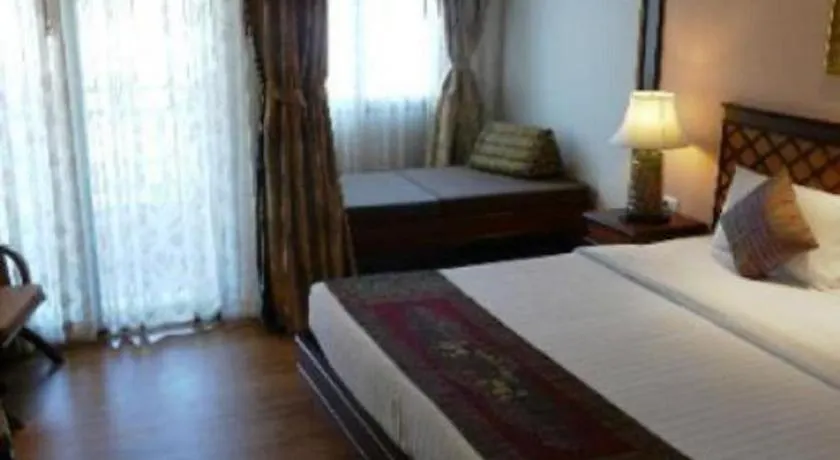 P.P. Palmtree Resort Phi Phi Don 3*,